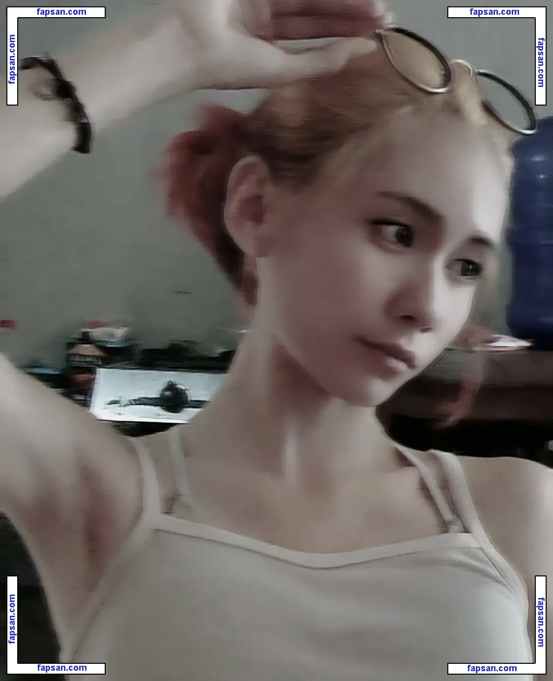 riluby голая фото #0002 с Онлифанс