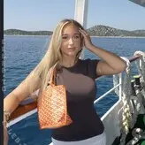 rina.official nude #0023