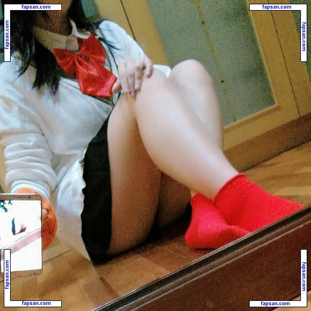 Rina_tanfly4 nude photo #0008 from OnlyFans