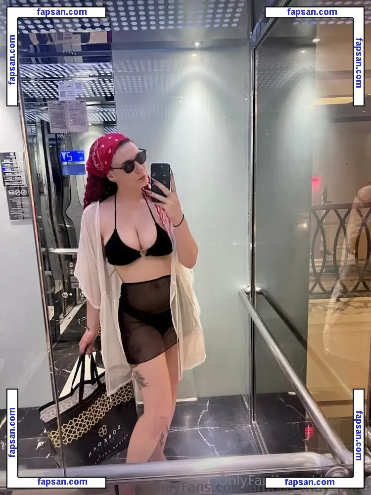 rinafam nude photo #0013 from OnlyFans