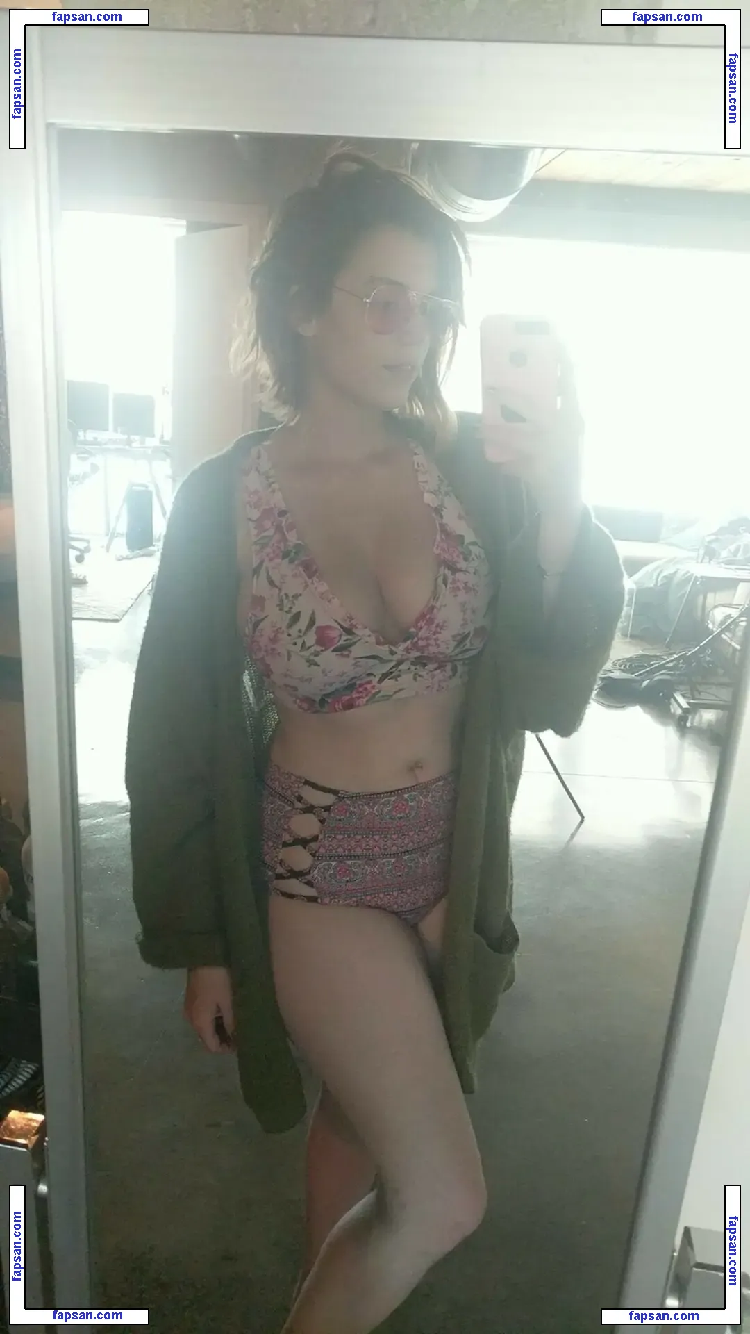 RipMika nude photo #0004 from OnlyFans