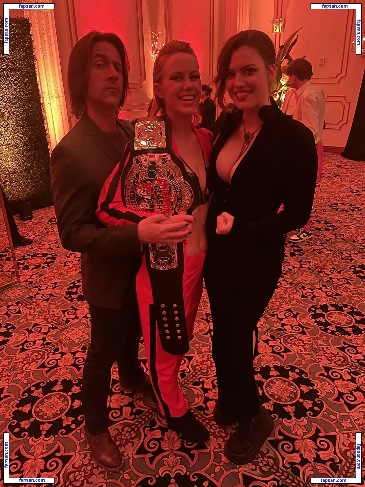 RipMika nude photo #0013 from OnlyFans