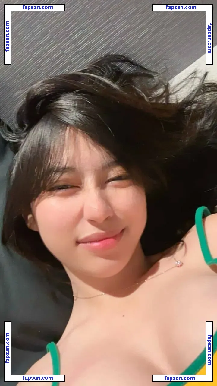 Risaatjan голая фото #0027 с Онлифанс