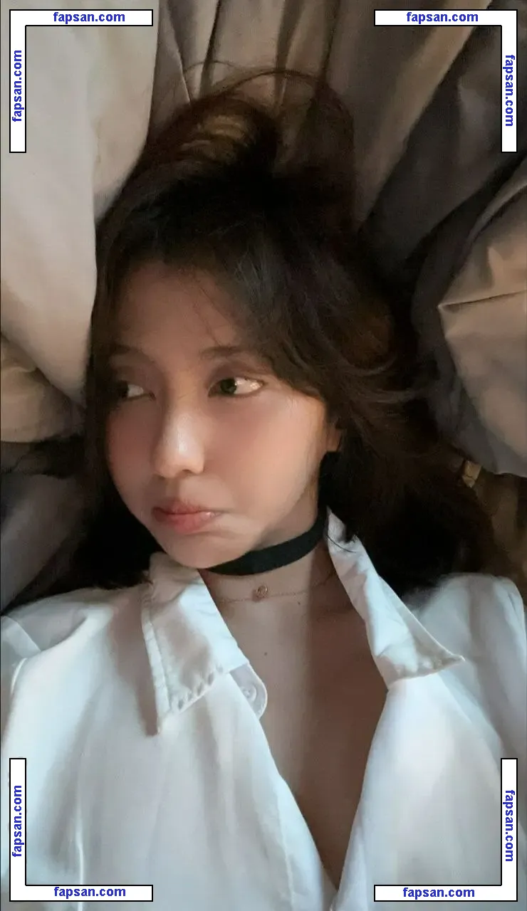 Risaatjan голая фото #0035 с Онлифанс