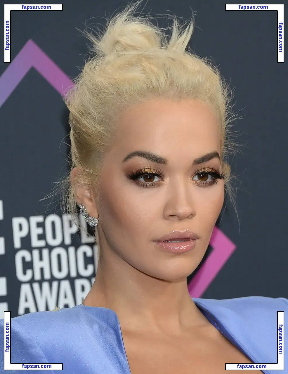 Rita Ora голая фото #0799 с Онлифанс