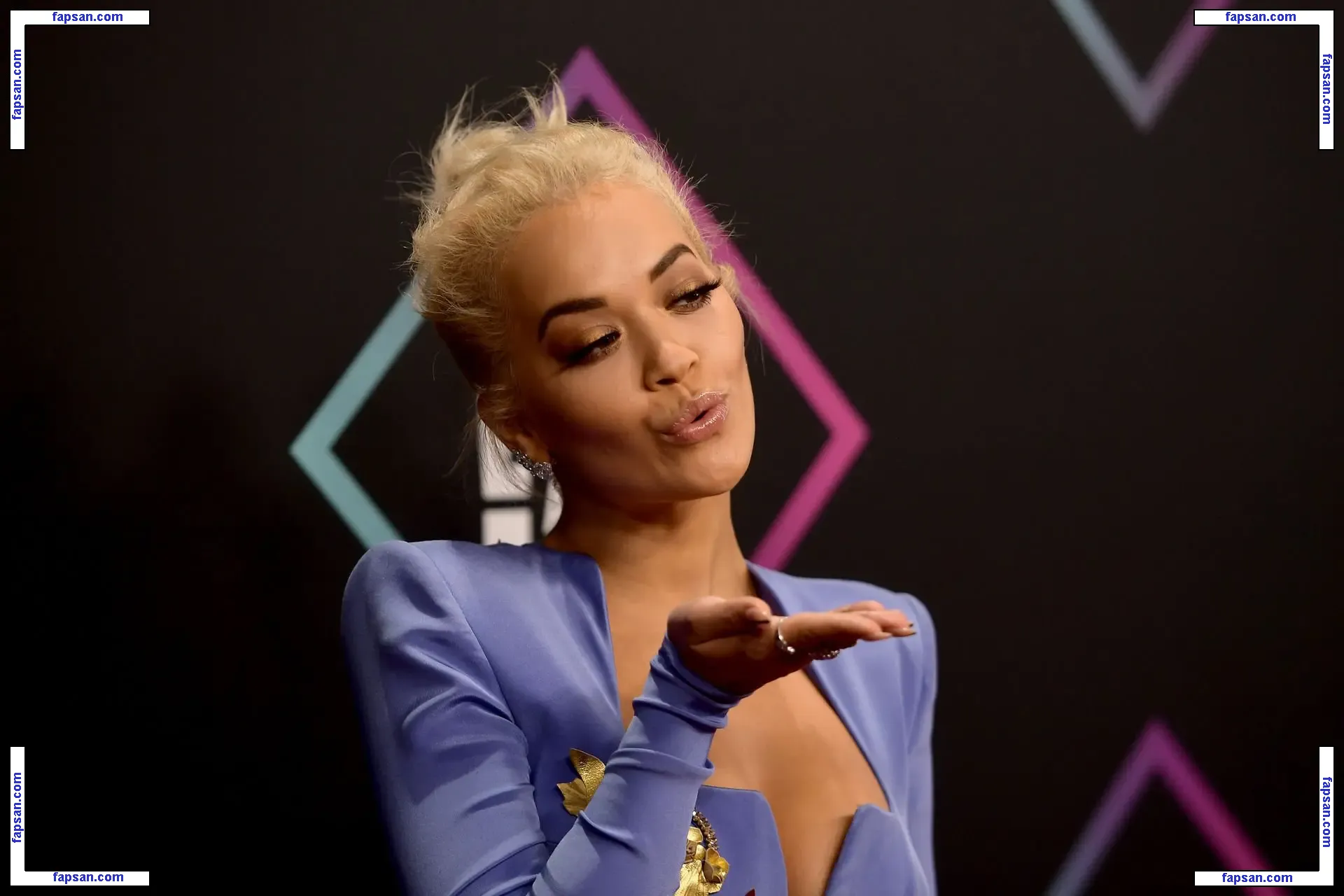 Rita Ora голая фото #0813 с Онлифанс