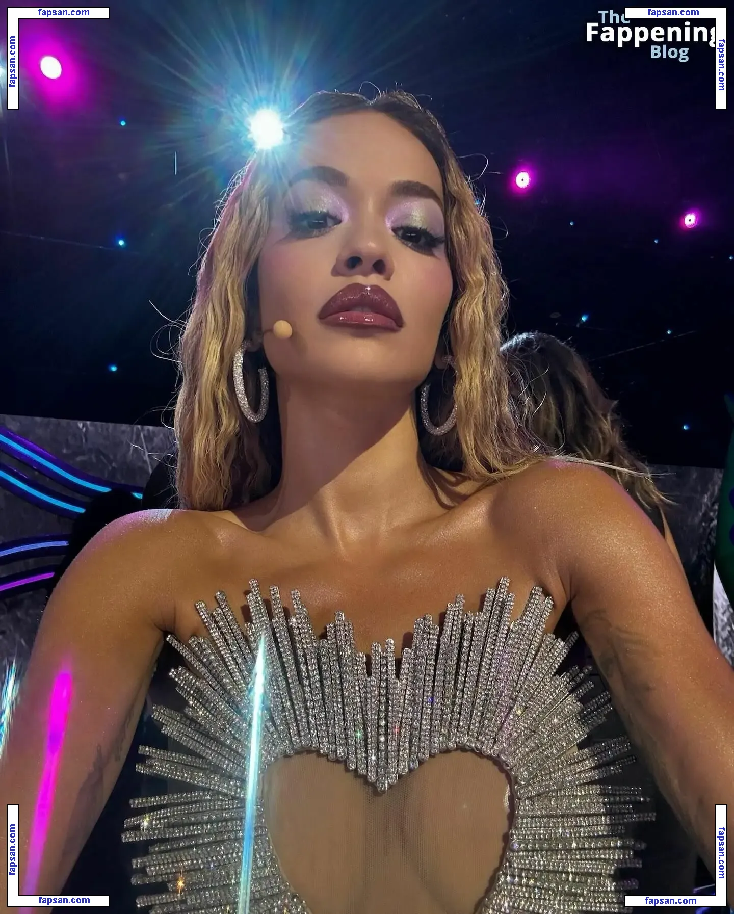 Rita Ora голая фото #16899 с Онлифанс