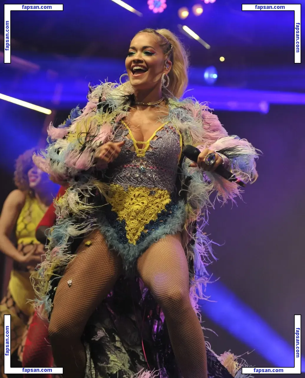 Rita Ora голая фото #1264 с Онлифанс