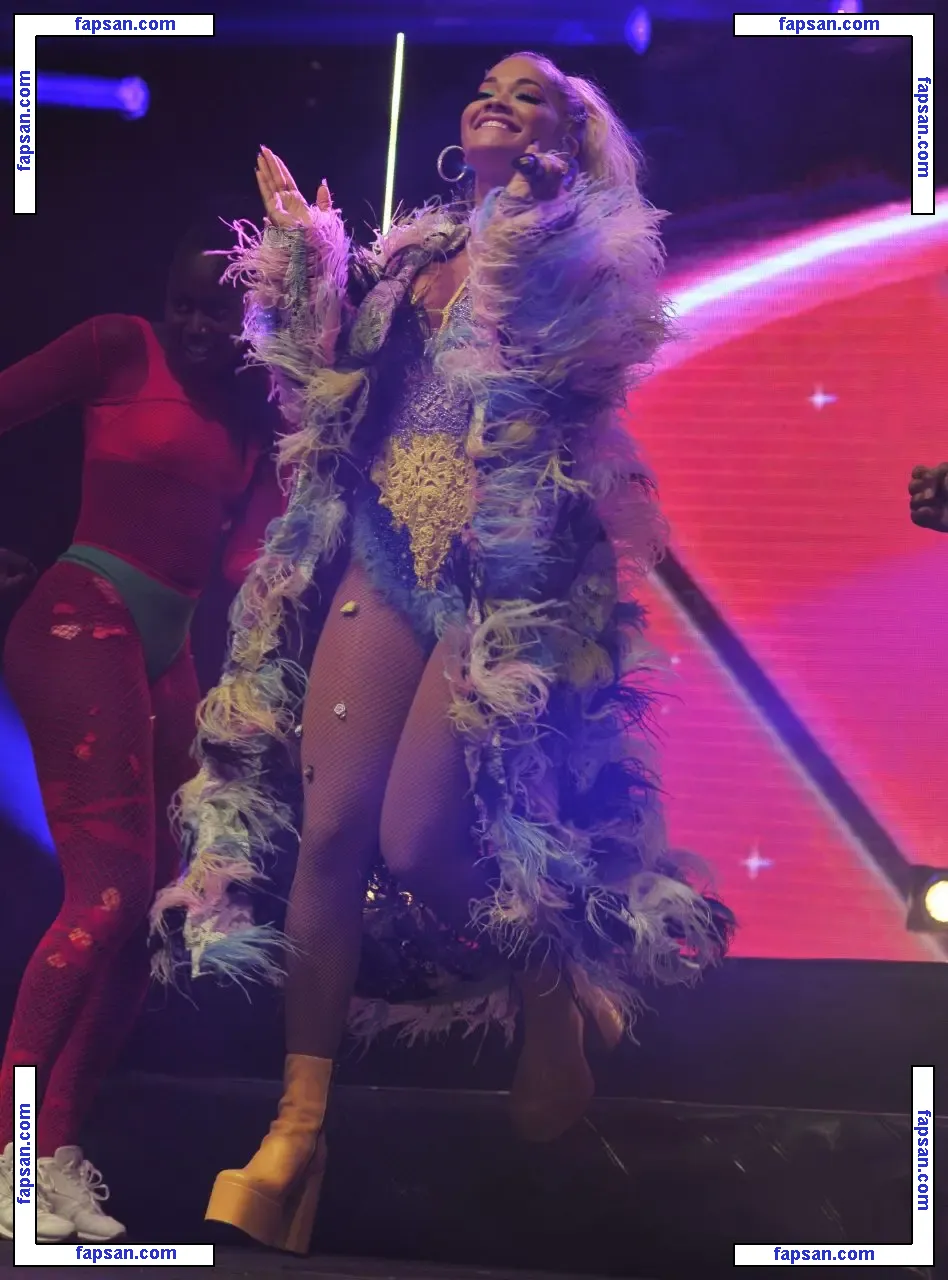 Rita Ora голая фото #1278 с Онлифанс