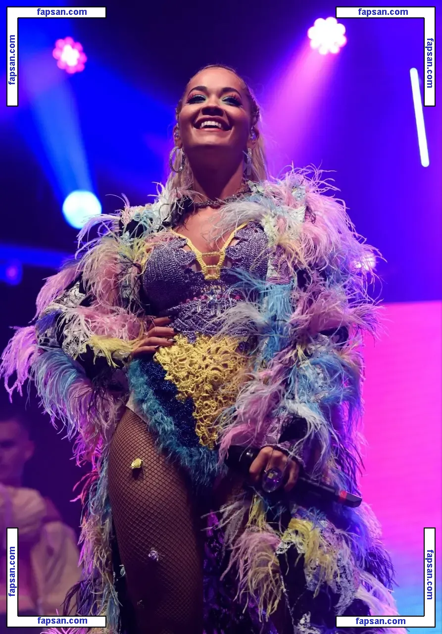 Rita Ora голая фото #1305 с Онлифанс