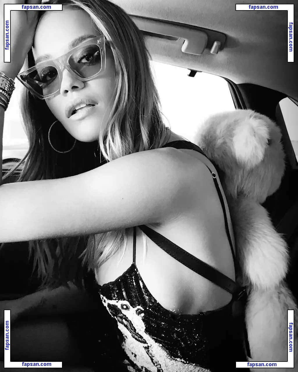 Rita Ora nude photo #3391 from OnlyFans