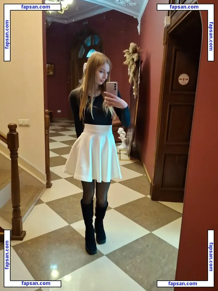 ritka голая фото #0002 с Онлифанс