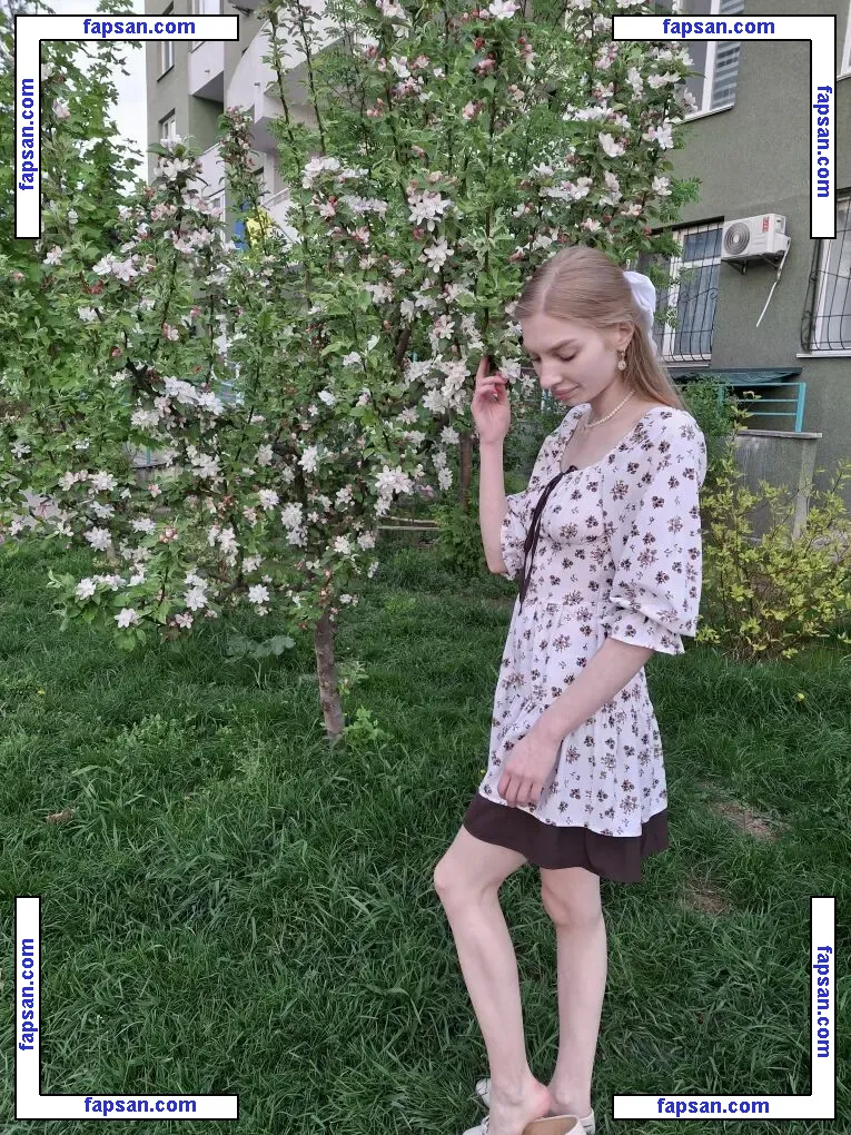 ritka голая фото #0003 с Онлифанс