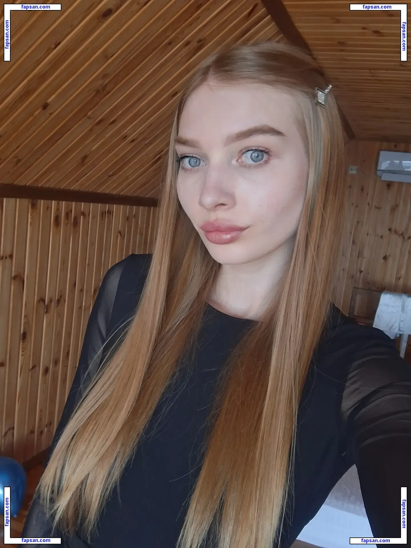 ritka голая фото #0004 с Онлифанс