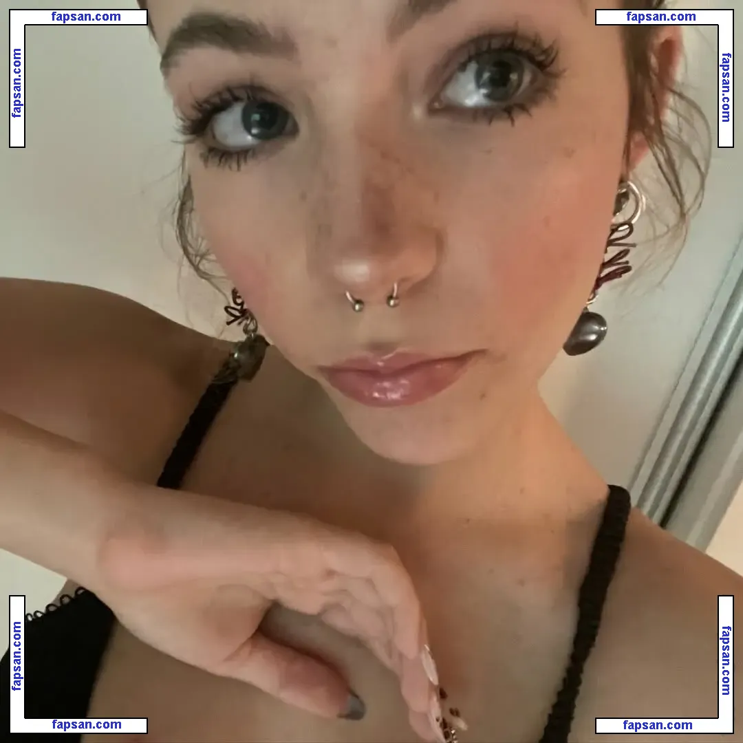 r.osalied голая фото #0009 с Онлифанс