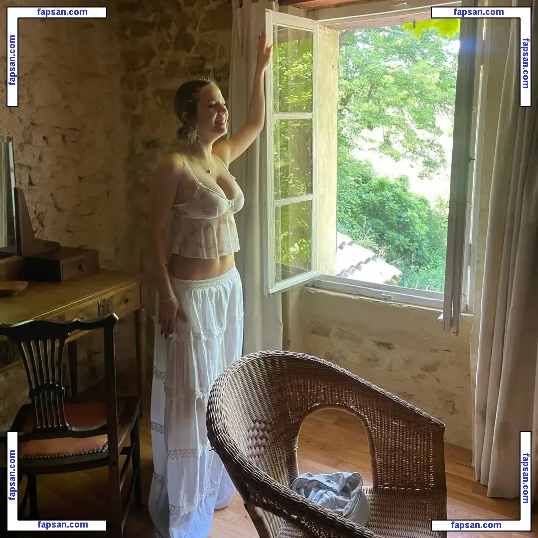 r.osalied голая фото #0014 с Онлифанс