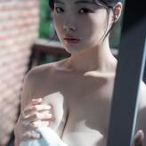 Roah Leehee nude #0006