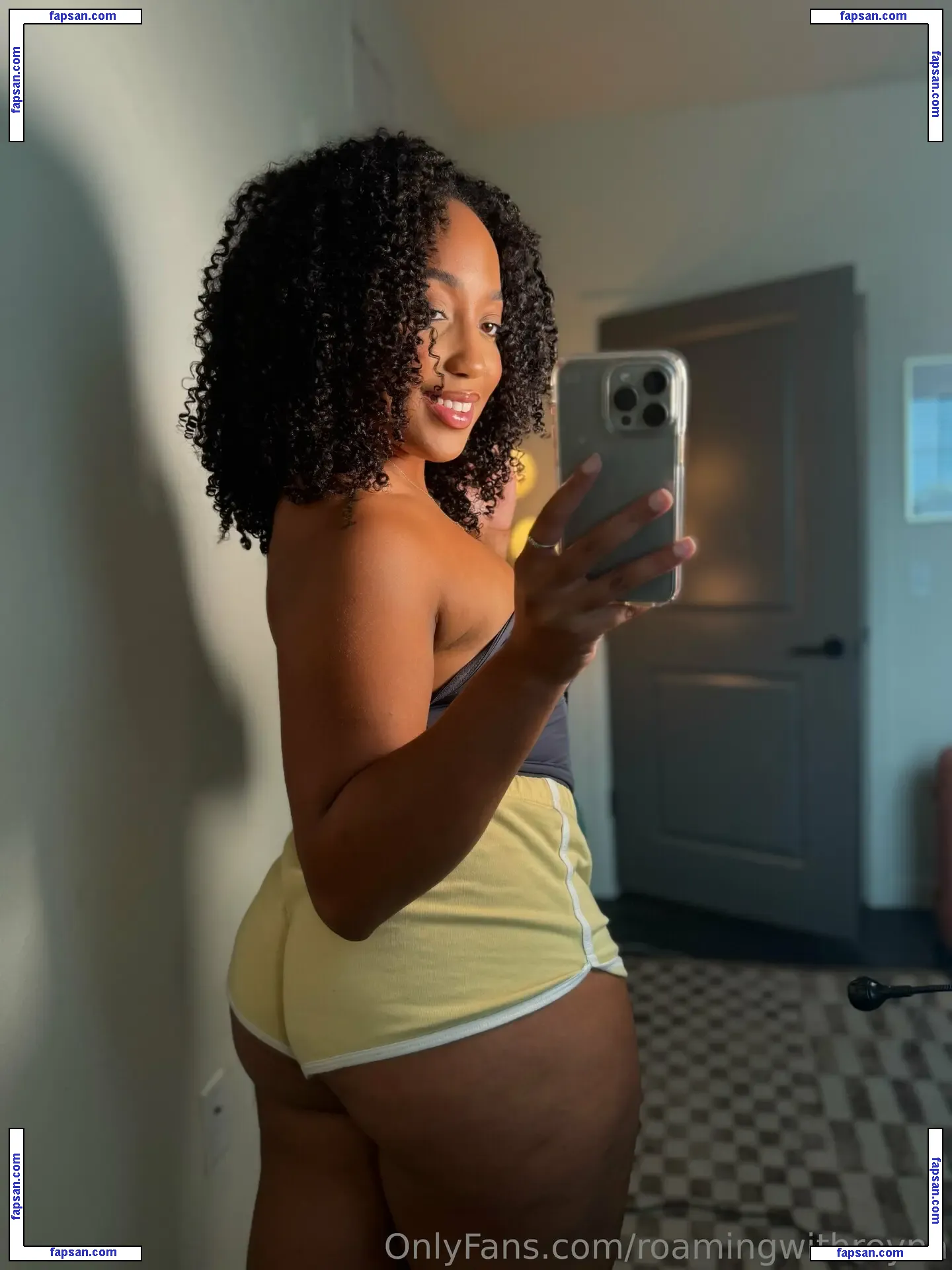 roamingwithreyna nude photo #0023 from OnlyFans