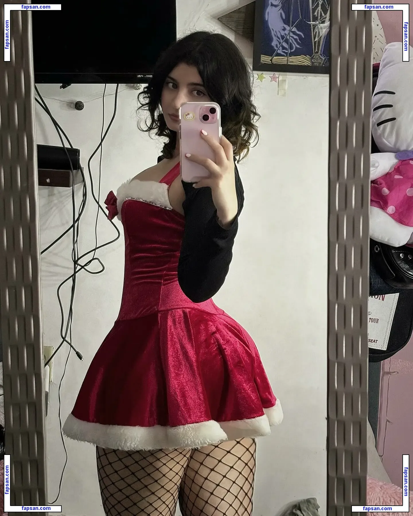 Roberta Gonzalez nude photo #0011 from OnlyFans