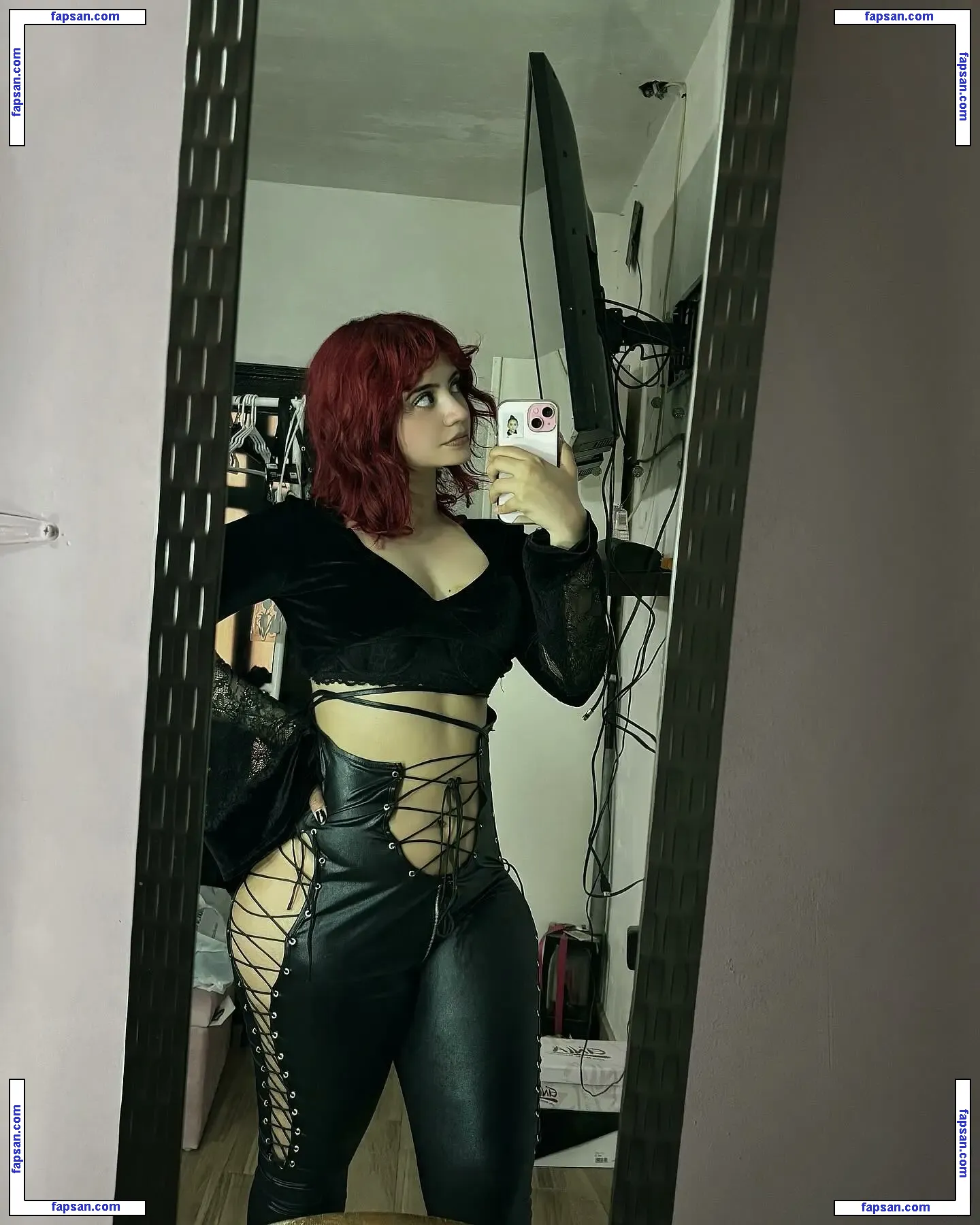 Roberta Gonzalez nude photo #0012 from OnlyFans