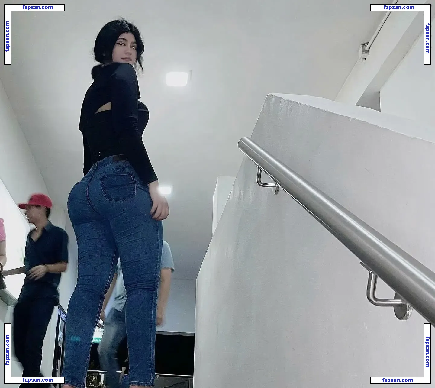 Roberta Gonzalez nude photo #0016 from OnlyFans