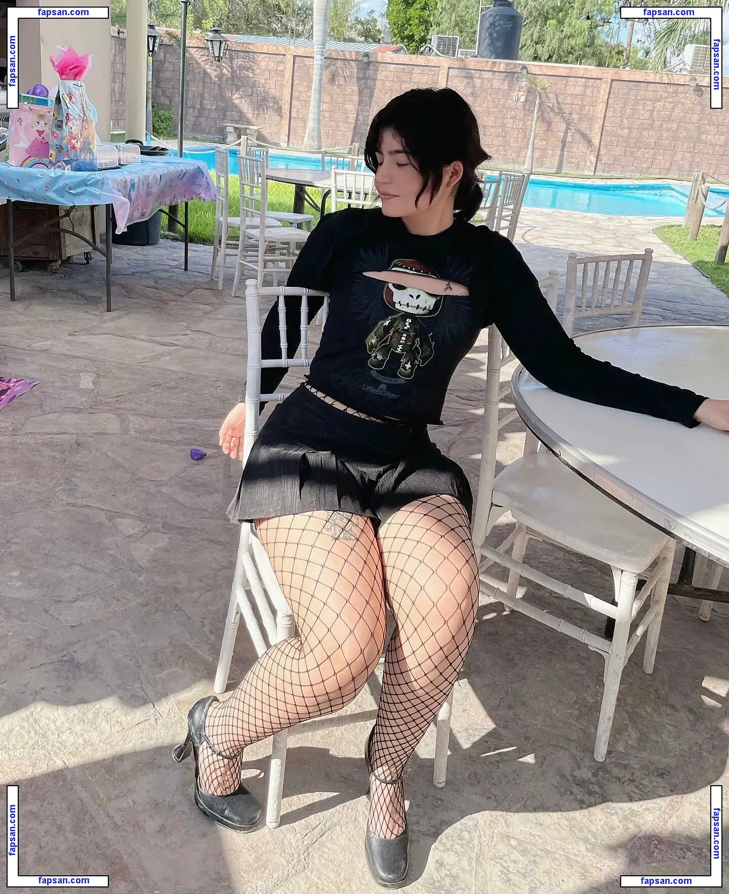 Roberta Gonzalez nude photo #0025 from OnlyFans