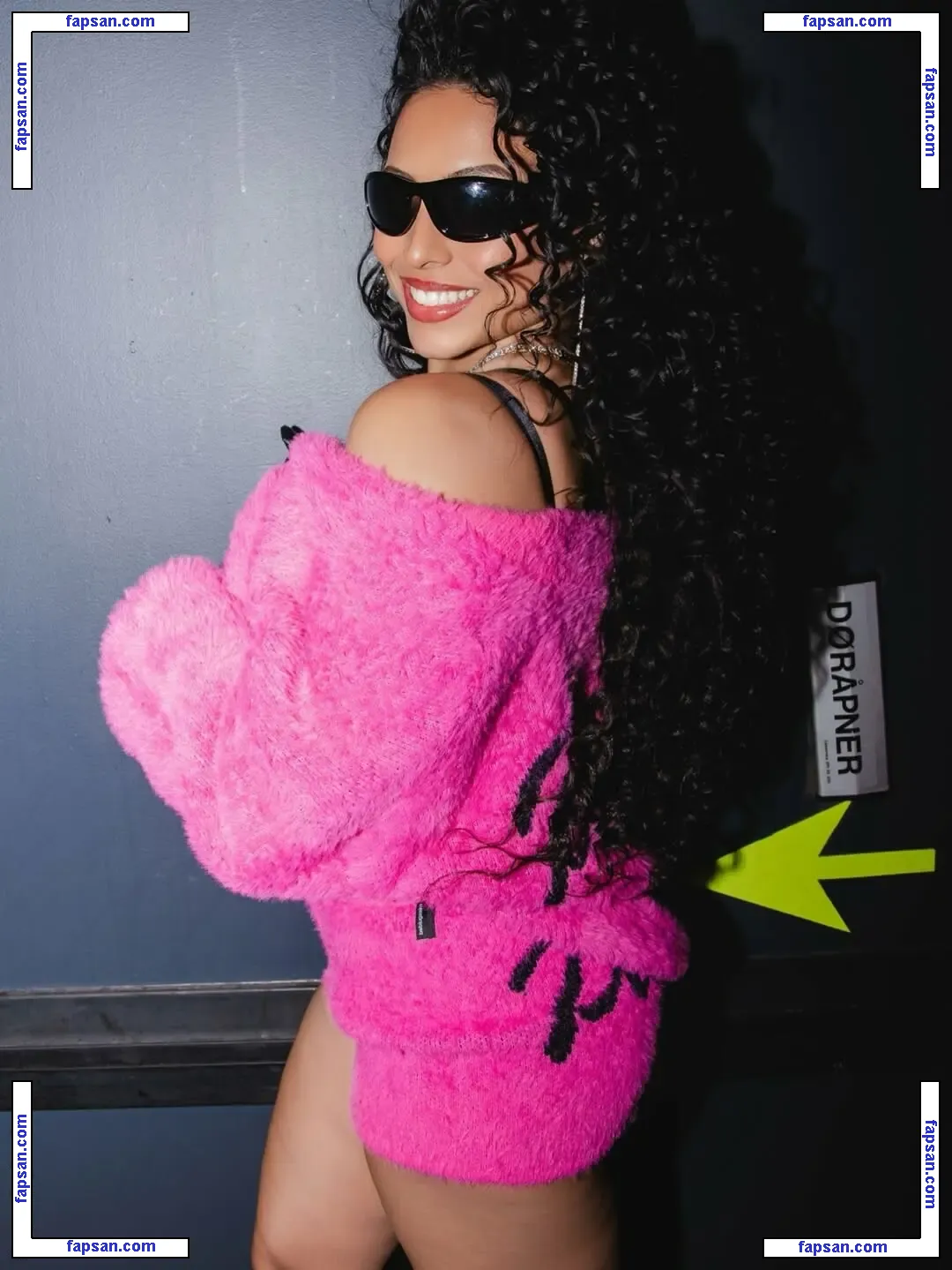 Robin Roxette голая фото #0037 с Онлифанс