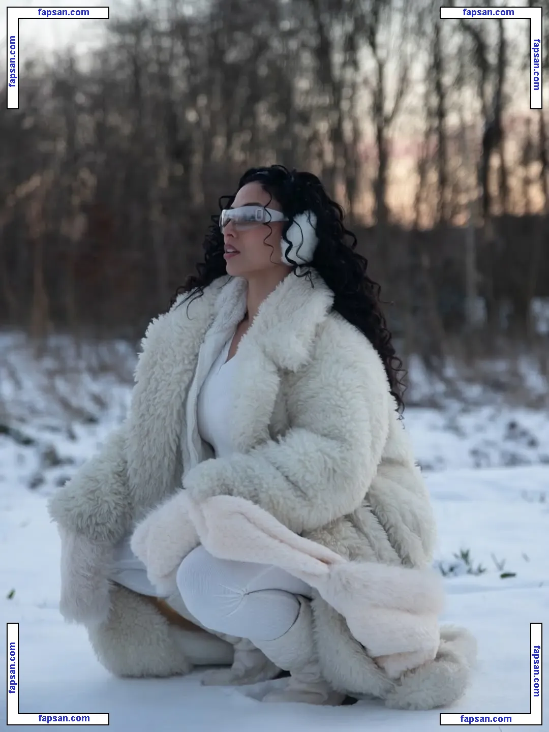 Robin Roxette голая фото #0046 с Онлифанс