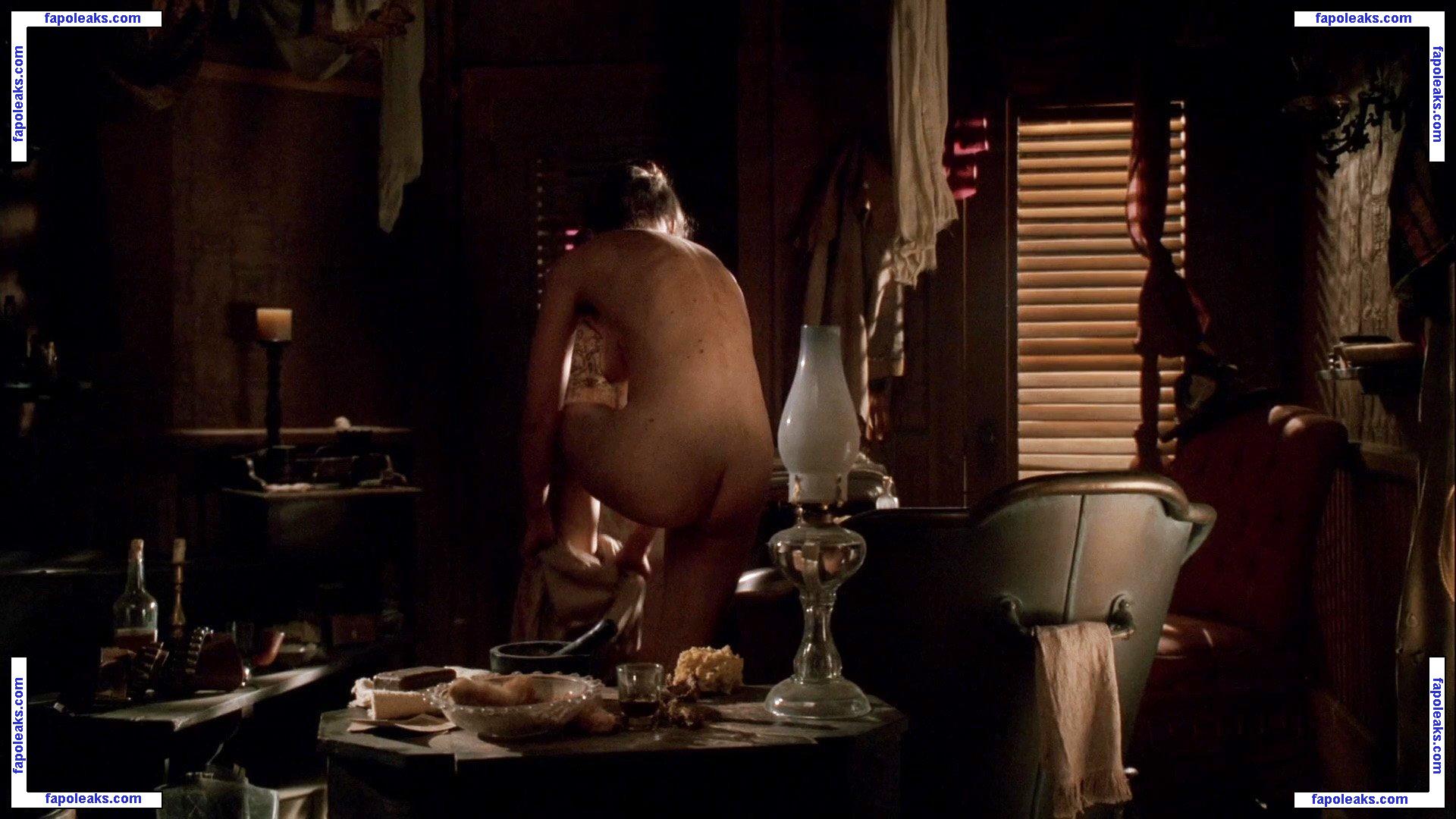 Robin Weigert nude photo #0039 from OnlyFans