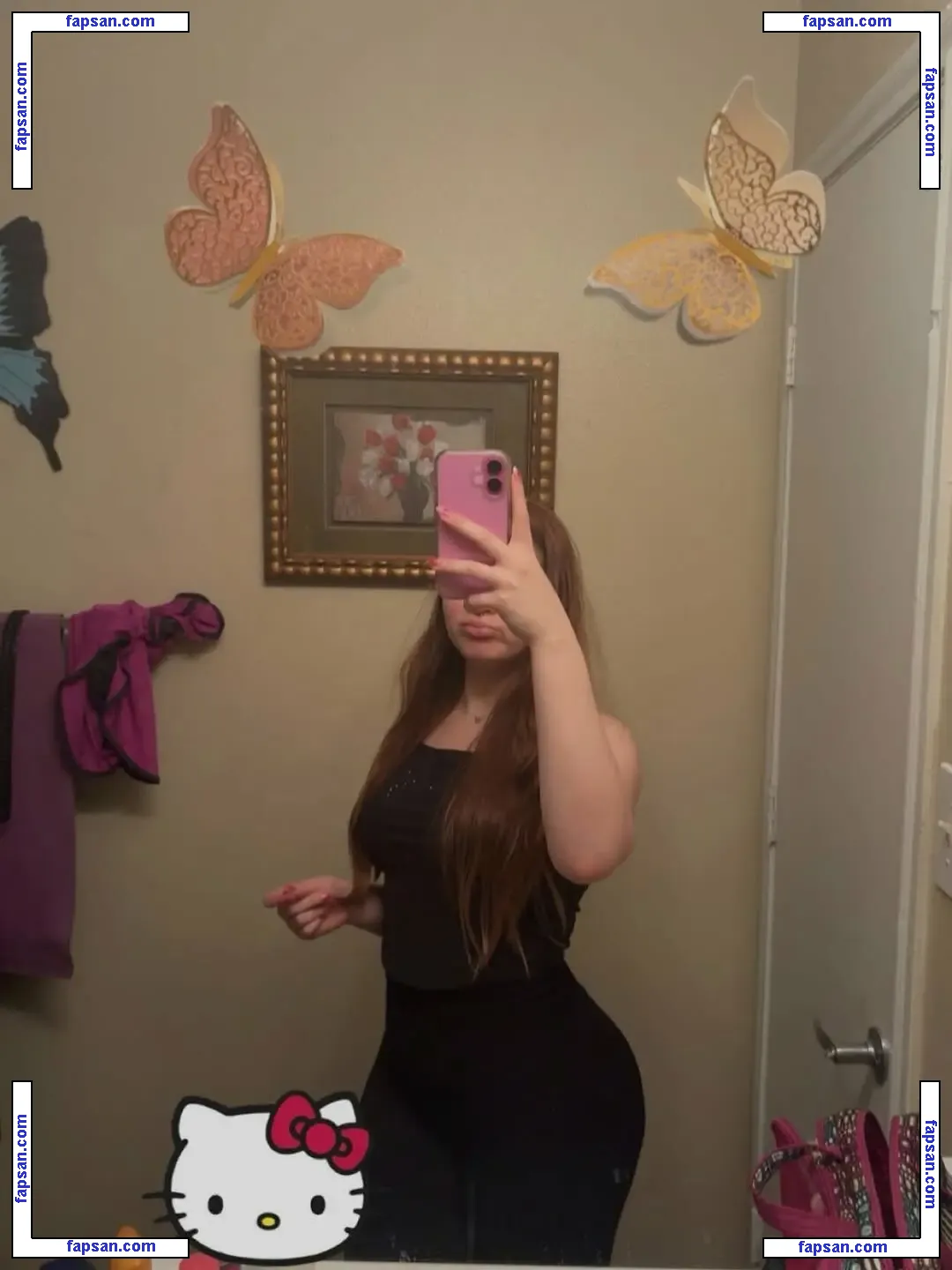 robinswole nude photo #0004 from OnlyFans