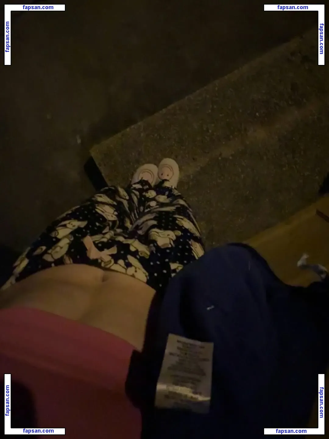 robinswole nude photo #0005 from OnlyFans