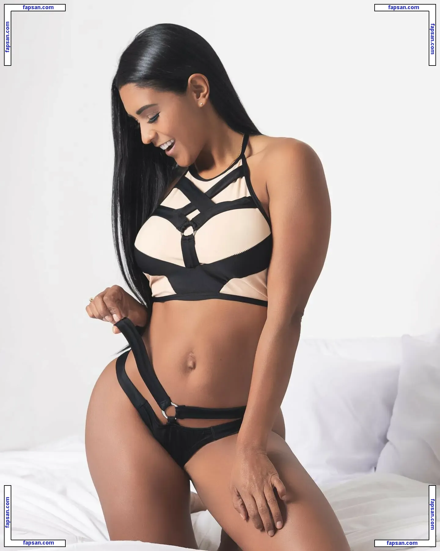 Rocio Miranda nude photo #0005 from OnlyFans