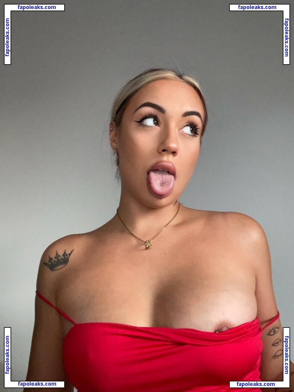 Rocioloppez nude photo #0012 from OnlyFans