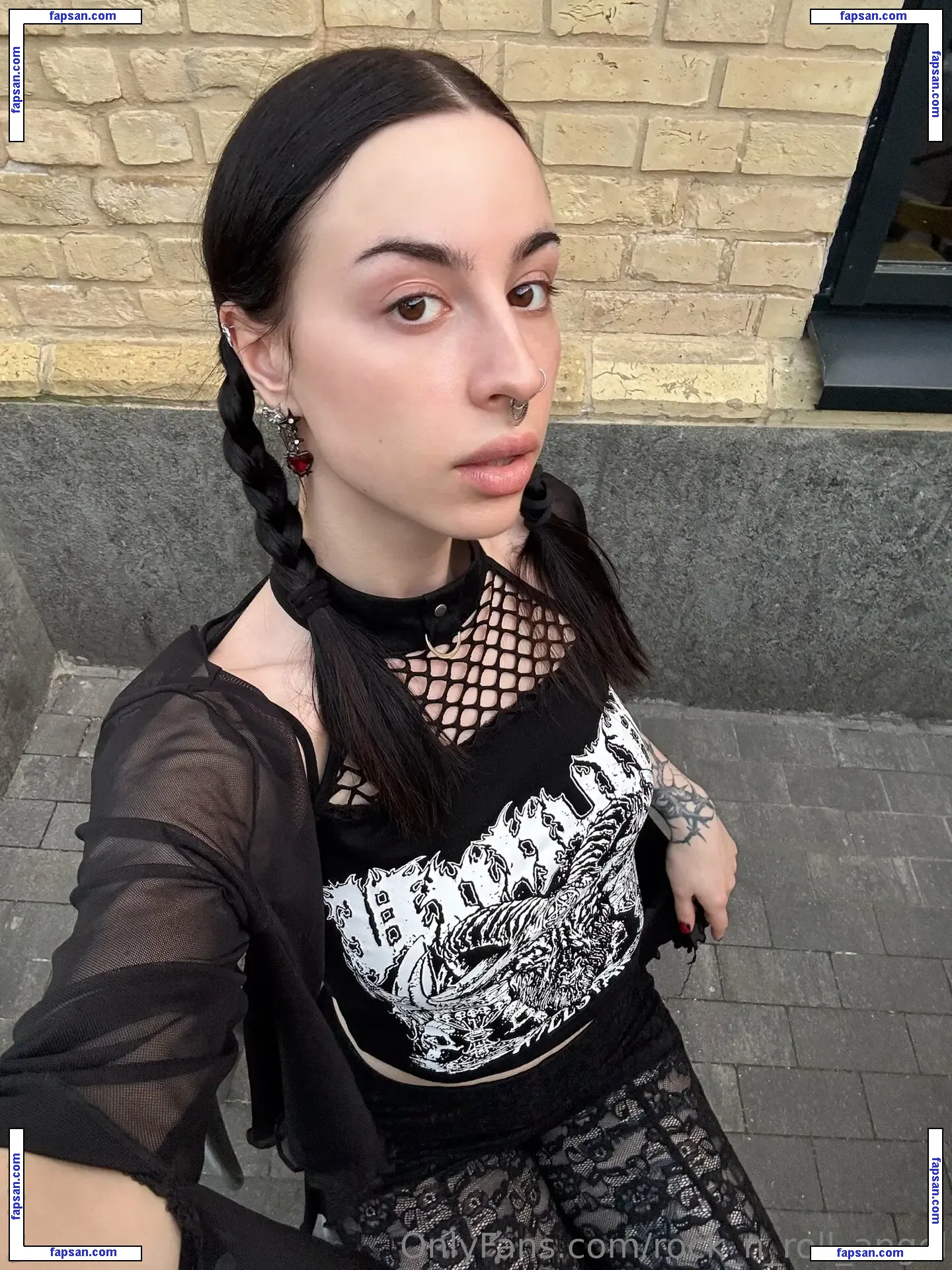 rock_n_roll_angel nude photo #0001 from OnlyFans