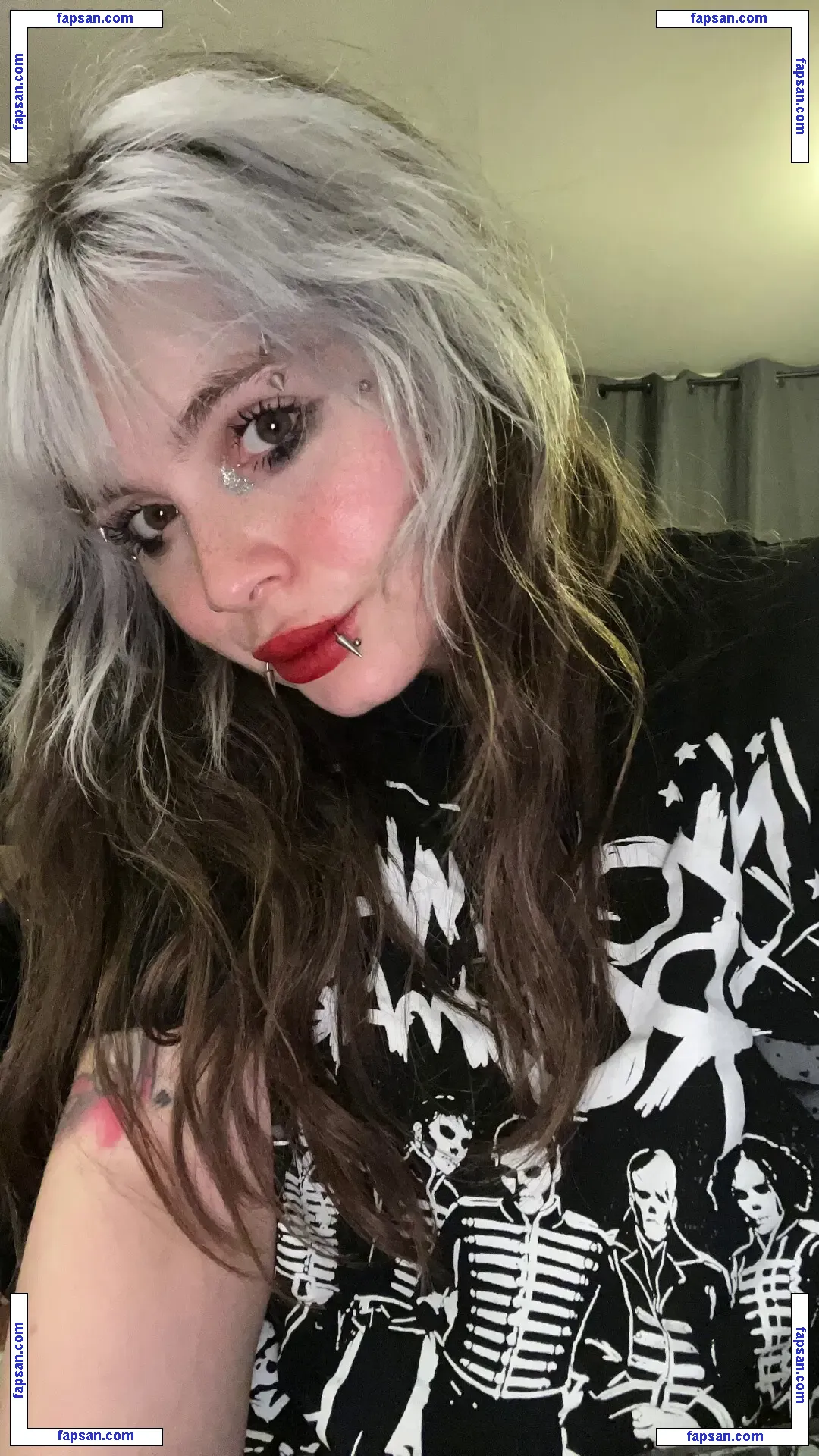 Rogue Anastasia nude photo #0016 from OnlyFans