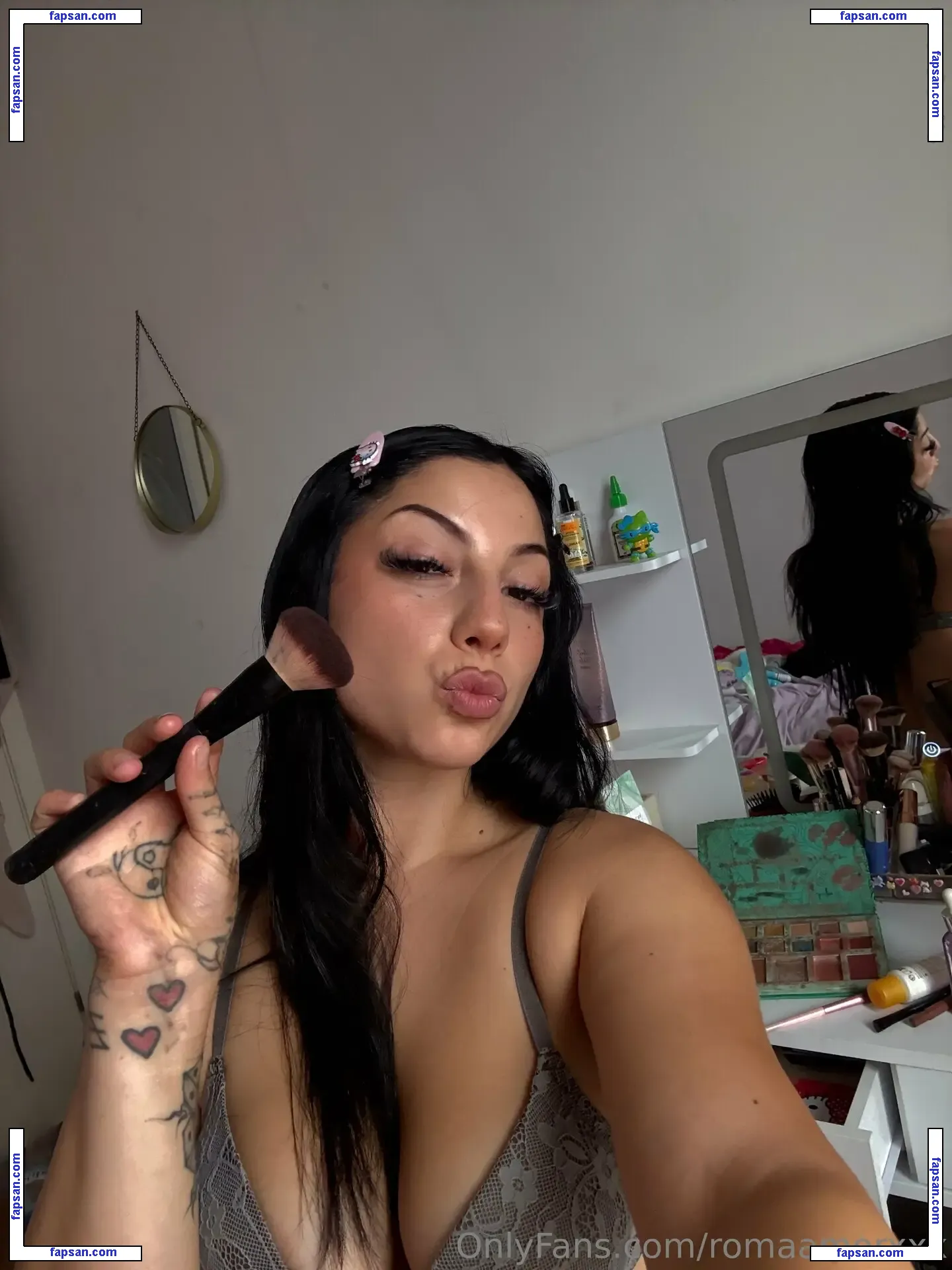 romaamorxxx nude photo #0156 from OnlyFans