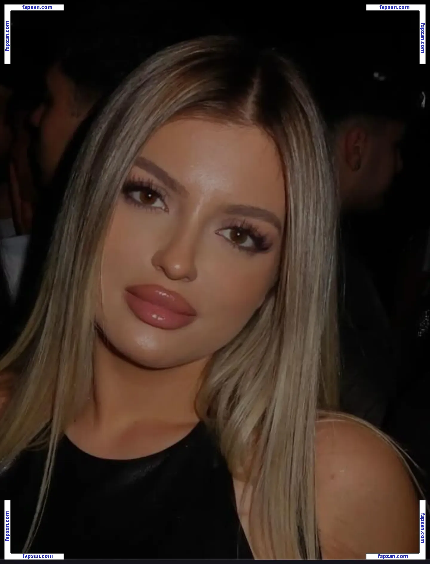 Romanian Girls nude photo #0024 from OnlyFans