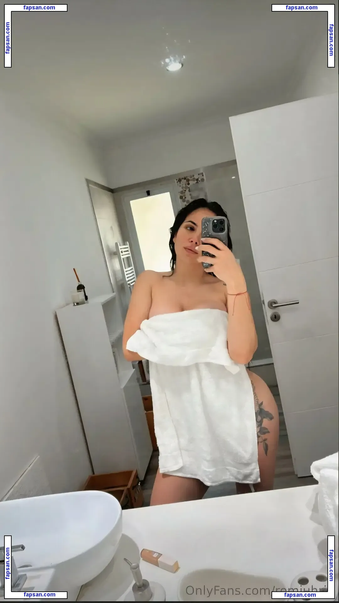 Romina Uhrig nude photo #0006 from OnlyFans