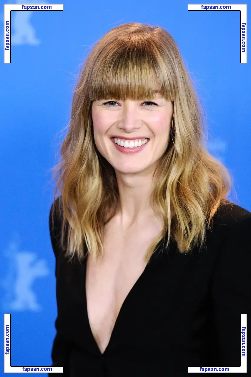 Rosamund Pike nude photo #0006 from OnlyFans