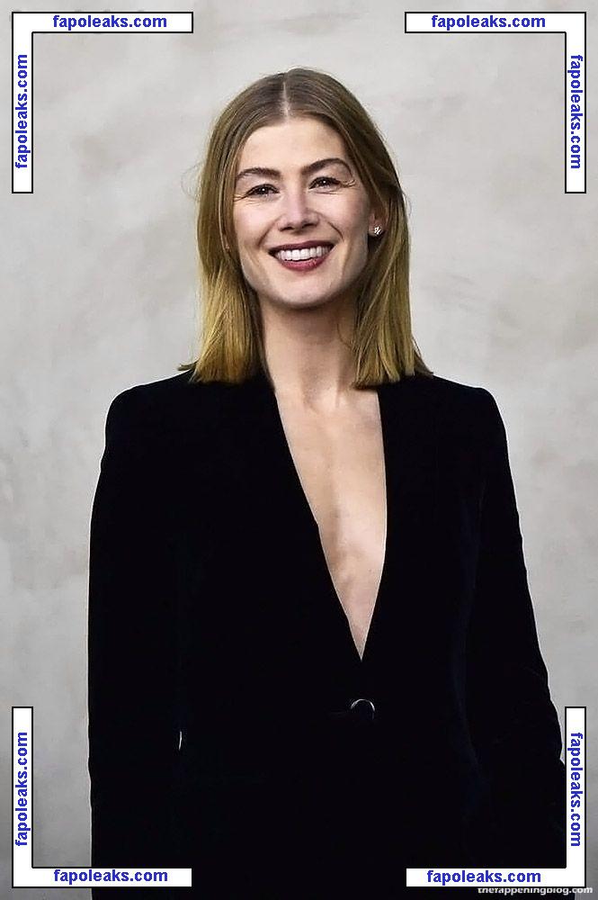 Rosamund Pike / mspike nude photo #0354 from OnlyFans