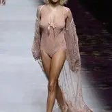 Rose Bertram голая #0318