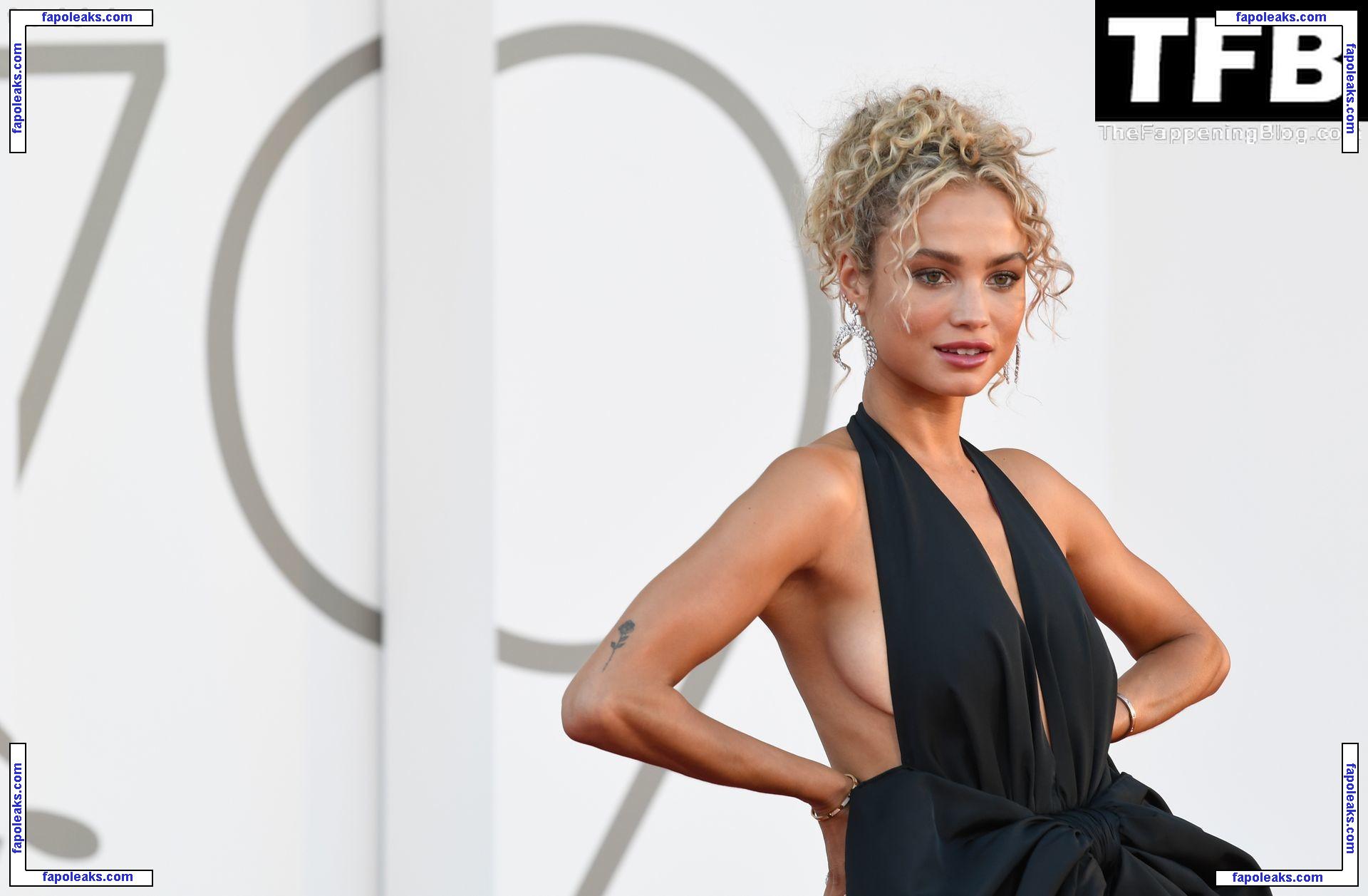 Rose Bertram / rose_bertram голая фото #1164 с Онлифанс