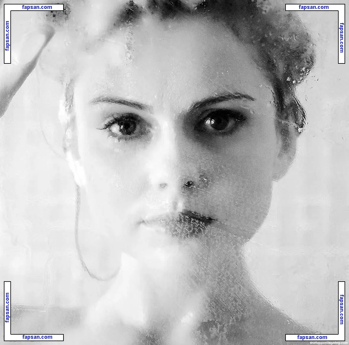 Rose McIver nude photo #0087 from OnlyFans