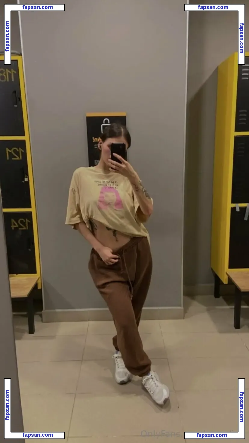 rosealina nude photo #0014 from OnlyFans