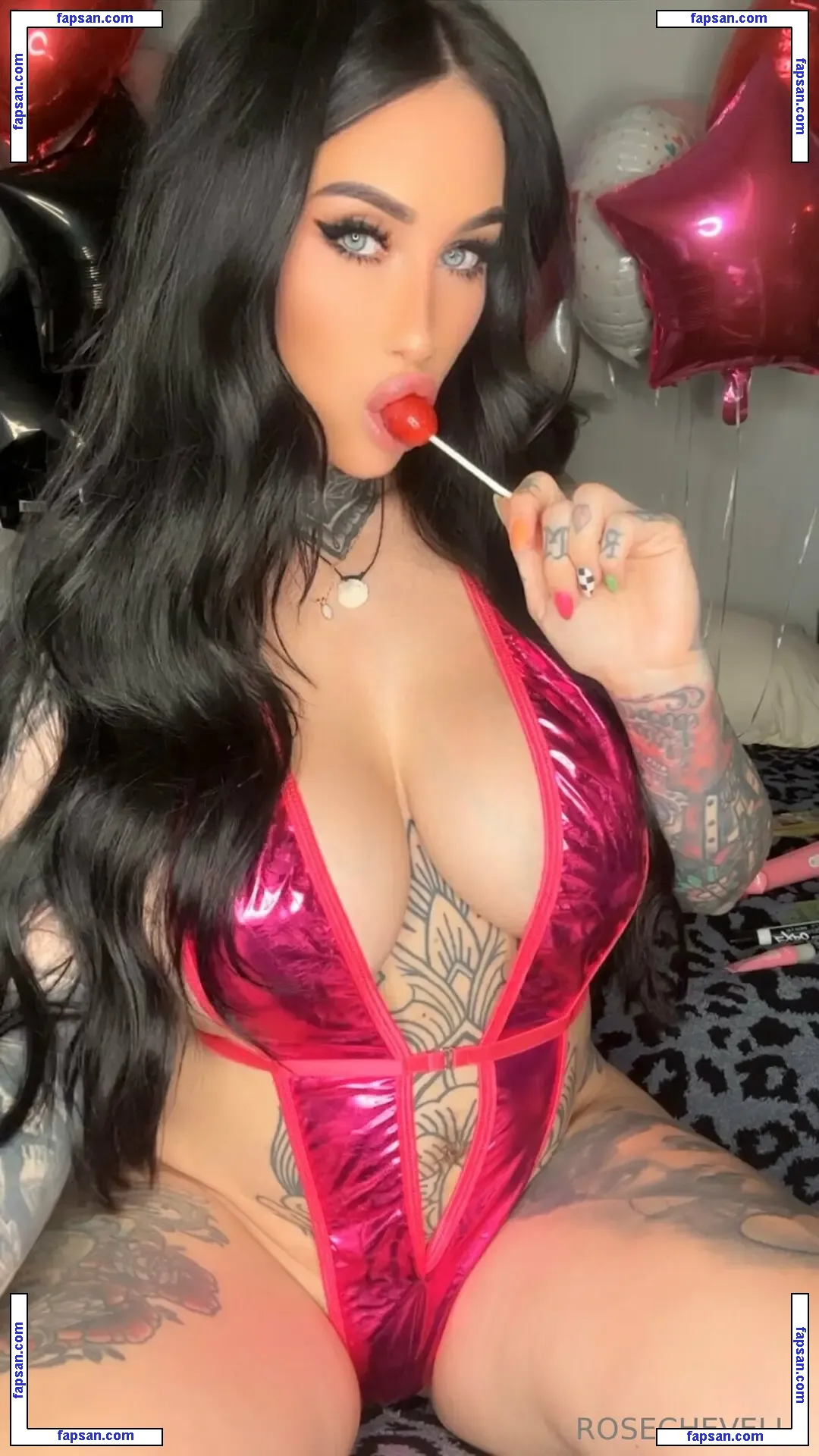 rosechevelle nude photo #0154 from OnlyFans