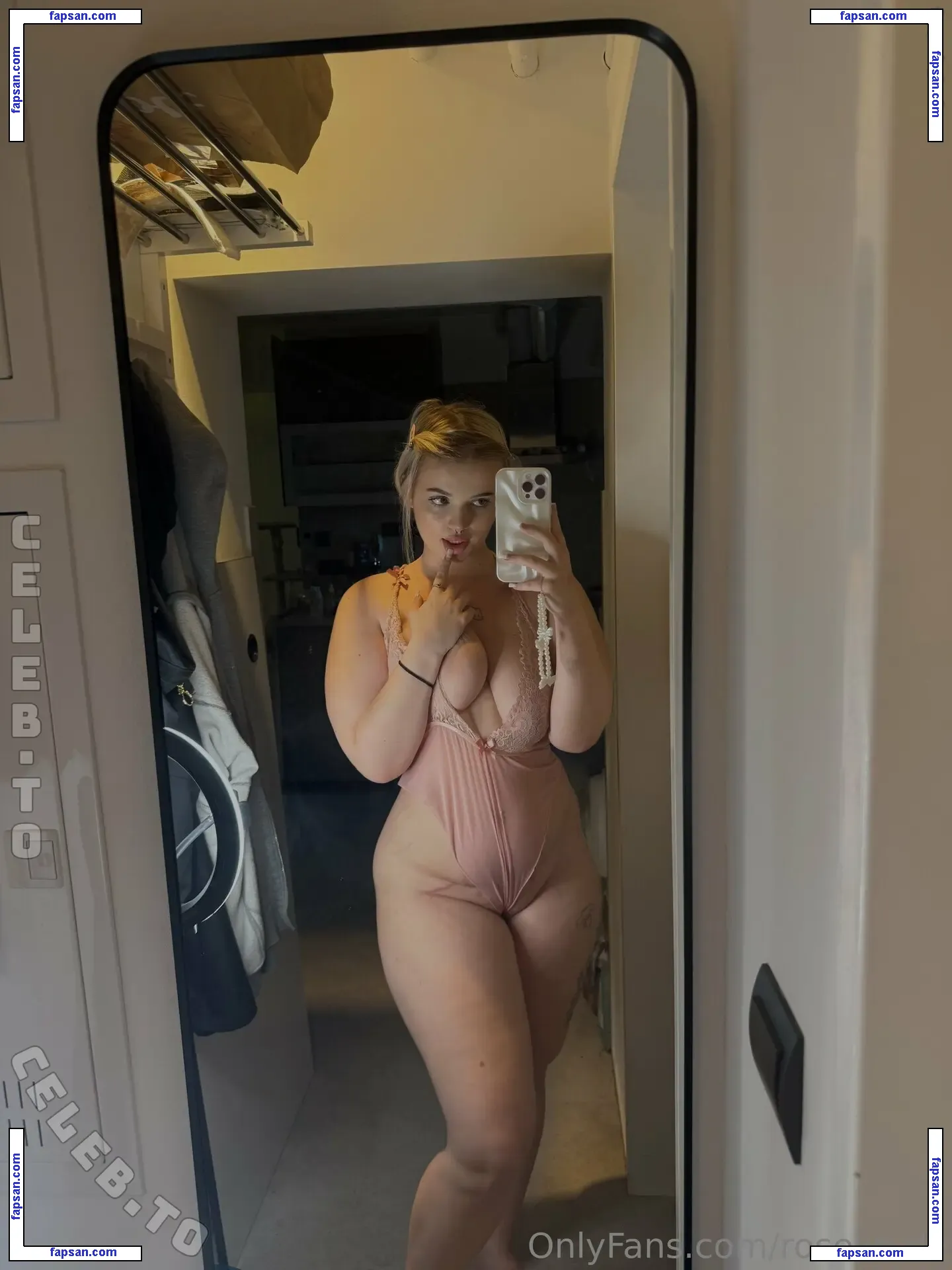 Roselin.de nude photo #0045 from OnlyFans