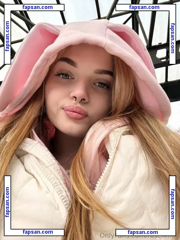 Roselinde nude photo #0020 from OnlyFans