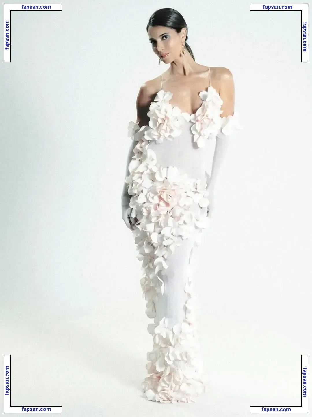 Roselyn Sanchez nude photo #0285 from OnlyFans