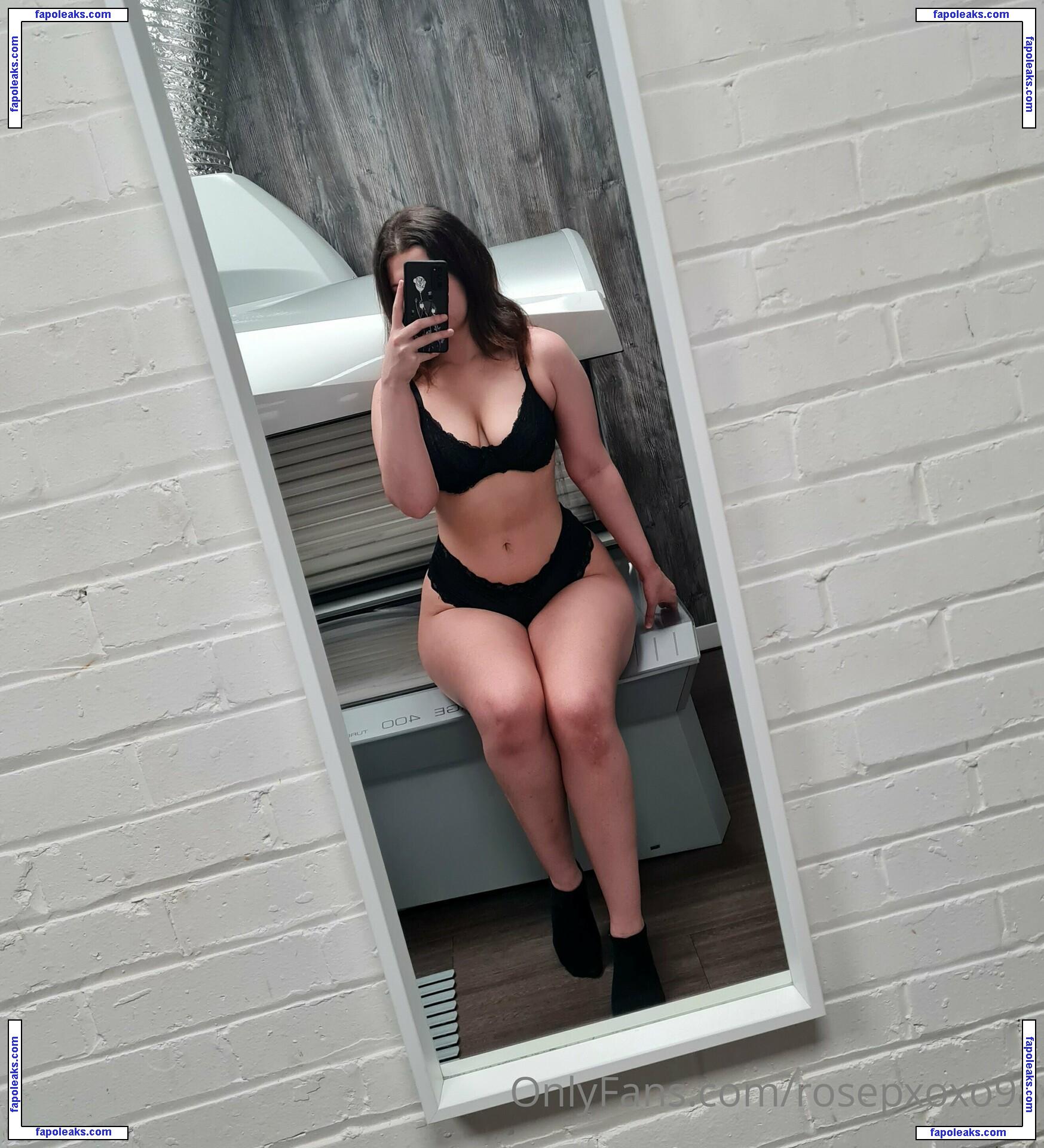 rosepxoxo98 nude photo #0007 from OnlyFans