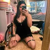 Roses And Buds голая #0018